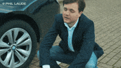PhilLaude phil spit squatting sitzen GIF