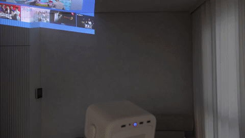 OVO U11 小天王行動劇院：6 向自動梯校＋自動對焦