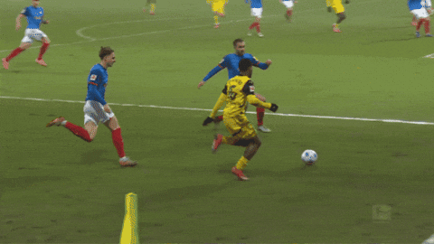 Defense Grätsche GIF by Holstein Kiel