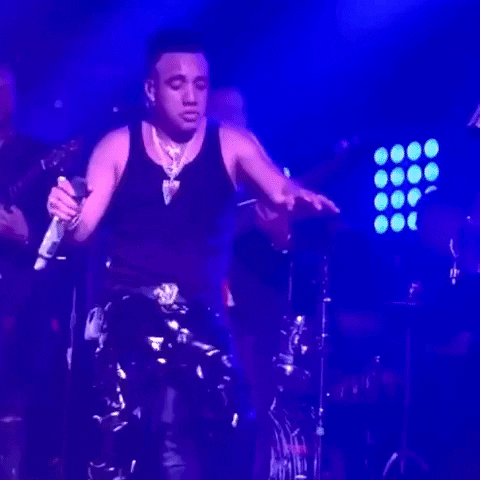 elvismartinezeljefe giphyupload bailando bachata elvismartinez elvis martinez GIF