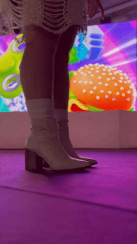 Fashion Twitch GIF