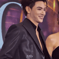Idol Smile GIF