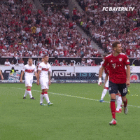 leon goretzka love GIF by FC Bayern Munich