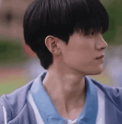 crowndrama giphyupload when i fly towards you chinese drama 2023 zhou yi ran GIF