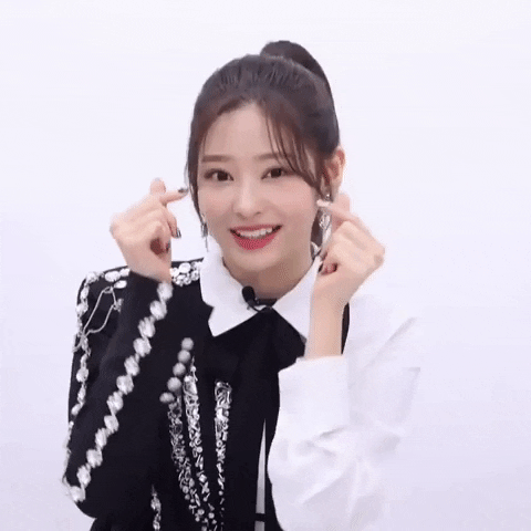 vinnvann izone kim minjoo GIF