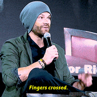 aborddelimpala jared padalecki jp fingers crossed aborddelimpala GIF