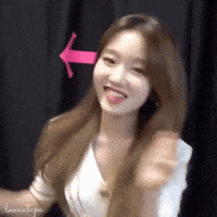Loona Gowon GIF