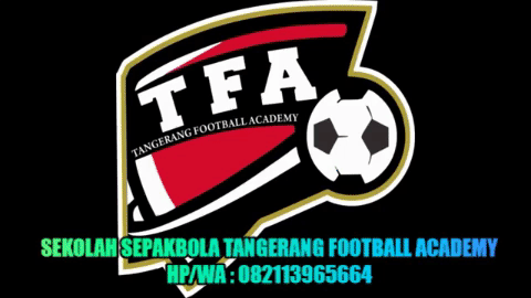 sekolah sepak bola larangan GIF