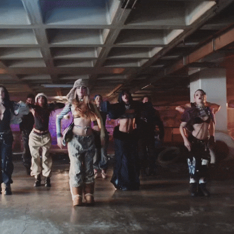 Manifest Amateur GIF