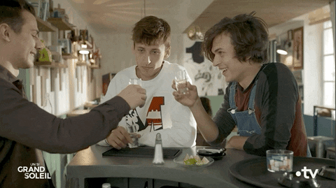 Cheers Dylan GIF by Un si grand soleil