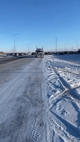 Police Report 'Some Progress' at Alberta Border Blockade