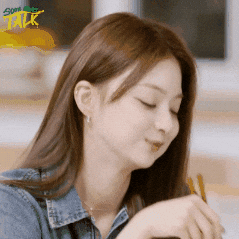 CuteMorrow giphyupload fromis9 프로미스나인 프나 GIF