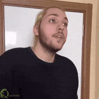 quzsewiiti reaction youtube sus bakir GIF