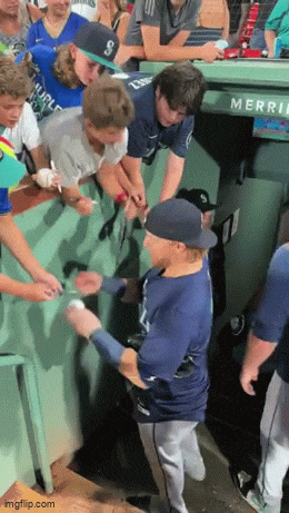 kingkaps7 giphyupload kingkaps7 justin turner signing autographs GIF
