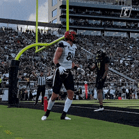 College Football Dancing GIF by Cincinnati Bearcats