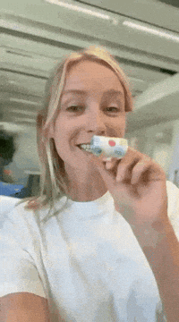 Melissa GIF by VOORUIT