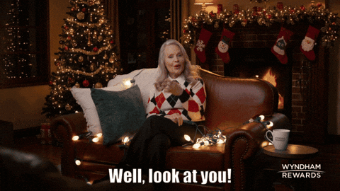 Rewards Lookatyou GIF by Wyndham Hotels & Resorts