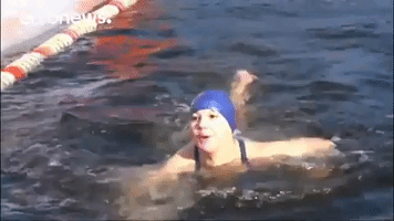 Swimming GIF by euronews