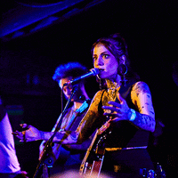 Singer Singing GIF by wade.photo