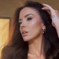 Cata Vallejos GIF