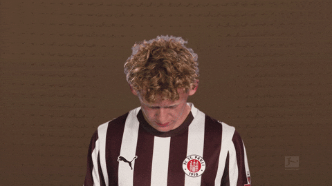Look Up St Pauli GIF by Bundesliga