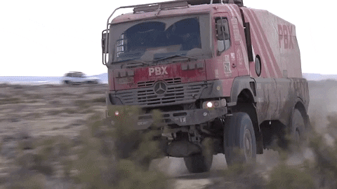 Palibex giphyupload truck rally dakar GIF