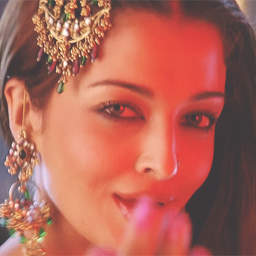 aishwarya rai GIF