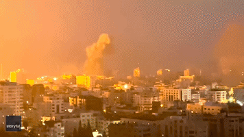 Bombs Rain Down on Gaza Strip as Israel Orders 'Complete Siege' of Region