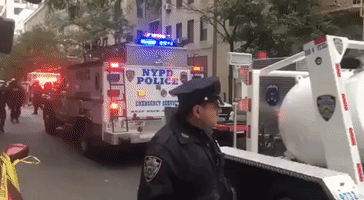 Bomb Containment Vehicle Arrives at Site of Manhattan Suspicious Package
