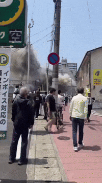 Large Plumes of Smoke Seen During Building Fire in Fukuoka