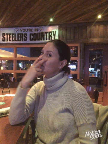 threatyahaira yahairanope GIF by Phunware