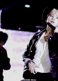 s reactions amino GIF