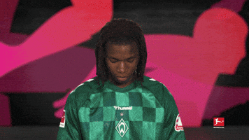 Look Up Werder Bremen GIF by Bundesliga