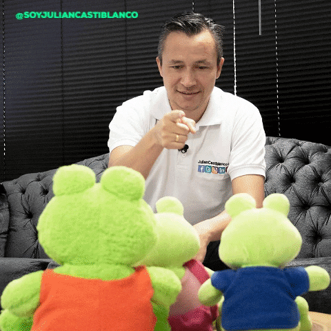 JulianCastiblanco-IMK marketing whatsapp conversion vicente GIF