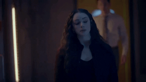 isabellab-c giphygifmaker legacies season 4 episode 6 hope mikaelson GIF