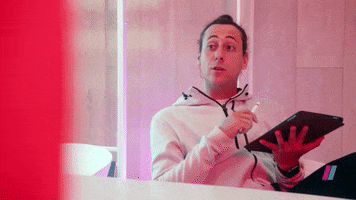 Tali Babes GIF by Showmax