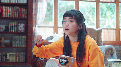 Mindydb giphyupload kim tae ri twenty five twenty one GIF