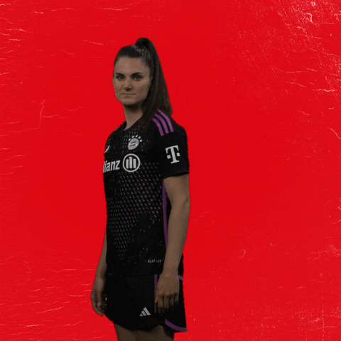 Womens Football GIF by FC Bayern Women