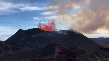 Mauna Loa Eruption Decreased to Code Orange