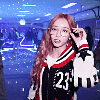 Helmets kpop dance idol stayc GIF