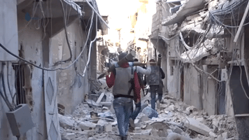 Rebels Relocate Following Heavy Air Raids in Eastern Damascus Suburb