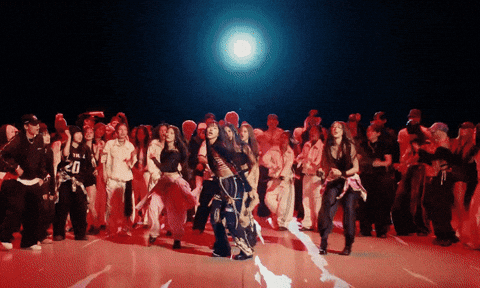 Dance Performance GIF by MEOVV
