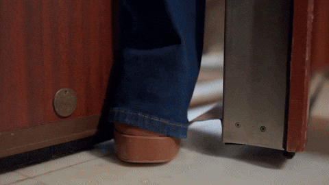 Atv Ezgimola GIF by Ay Yapım