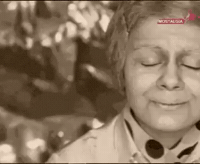 Woman Remember GIF