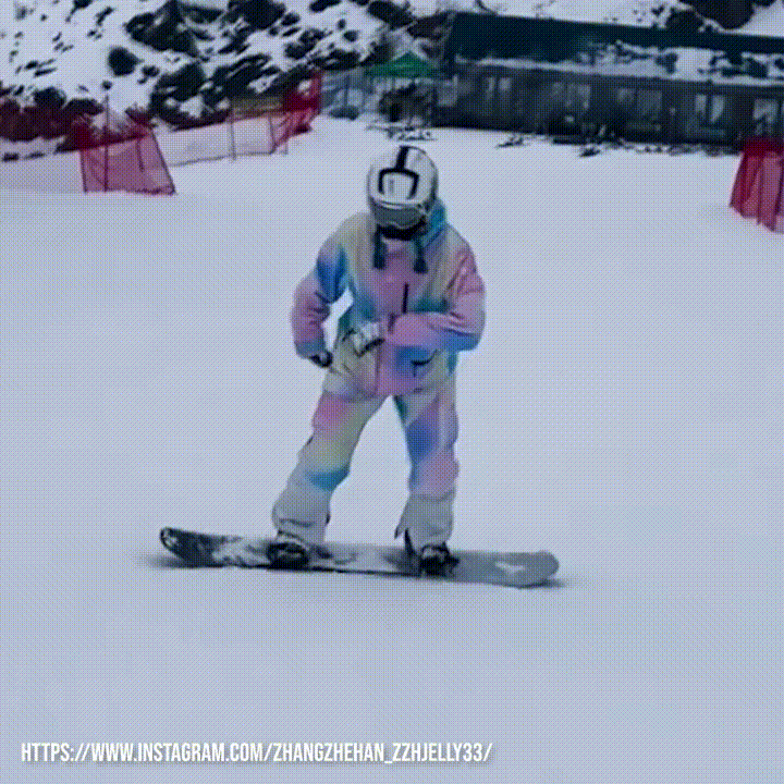 Zhangzhehan Zzh GIF