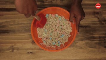 Lucky Charms Ice Cream Cake