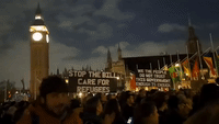 Hundreds Gather in London's Parliament Square to Protest Illegal Migration Bill