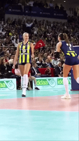 Hande Baladin GIF
