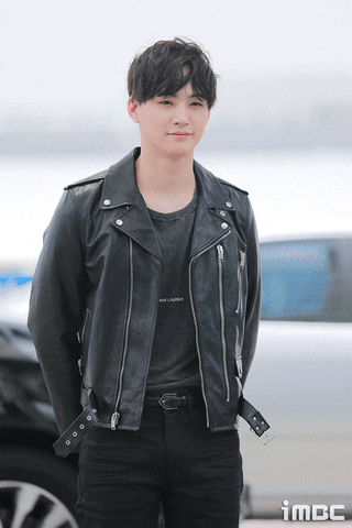 Kpopmap giphyupload GIF