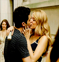 gossip girl love GIF